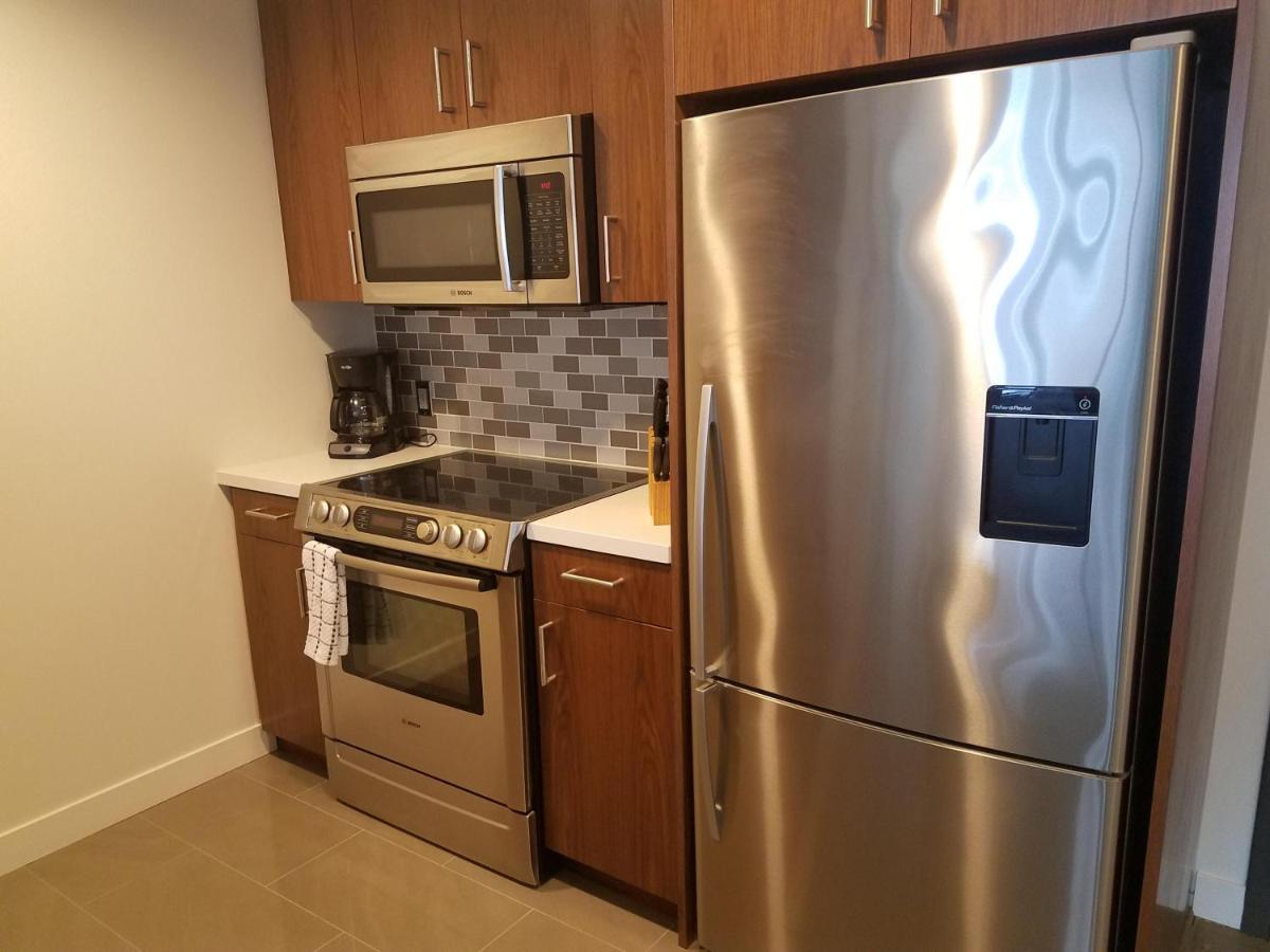 Apartment Cityscape Luxury Tower One Bedroom