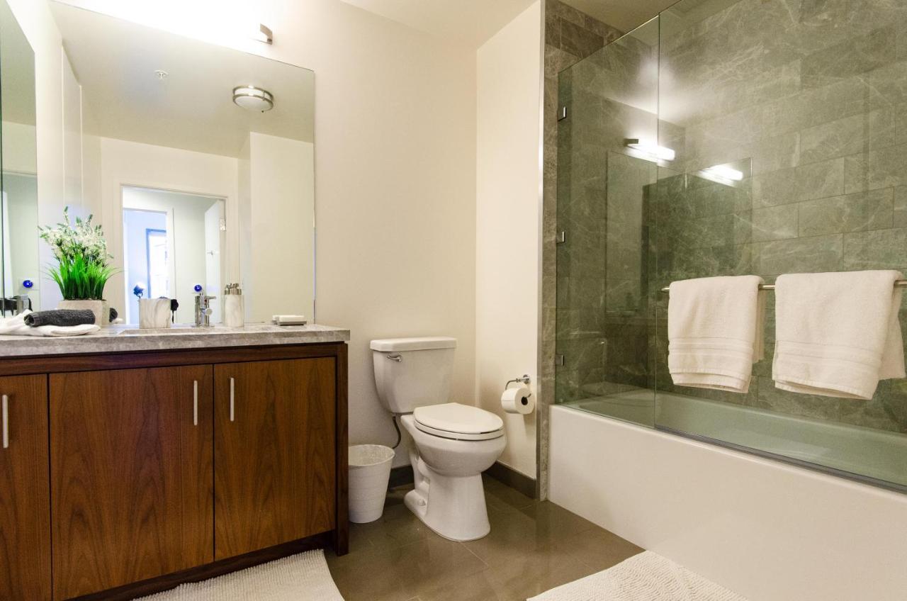 Cityscape Luxury Tower One Bedroom * Los Angeles